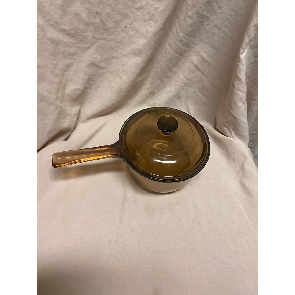 Vtg Vision Corning Ware USA 1L Amber Sauce Pan Pot w/Pour Spout & Pyrex Lid V1C